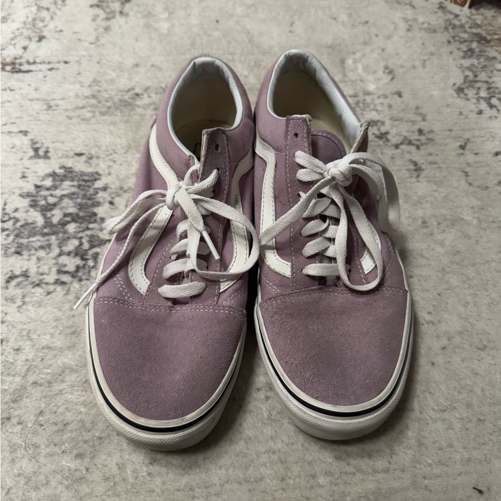 Vans - Picture 2 of 2